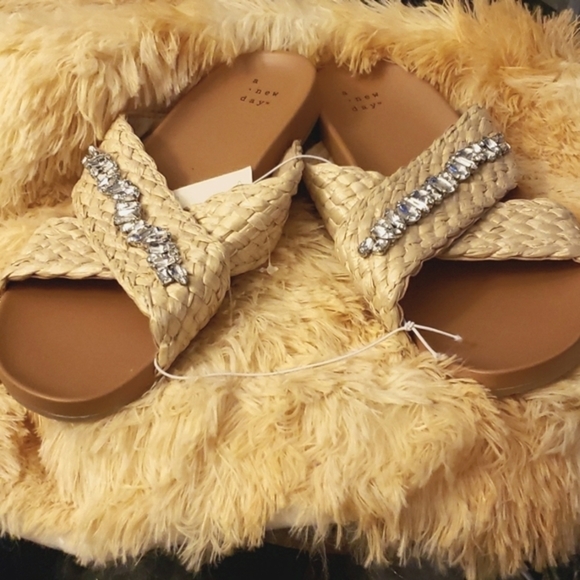 A New Day Phylis Raffia and Rhinestone Slide On Sandals Size 8 - Picture 1 of 7
